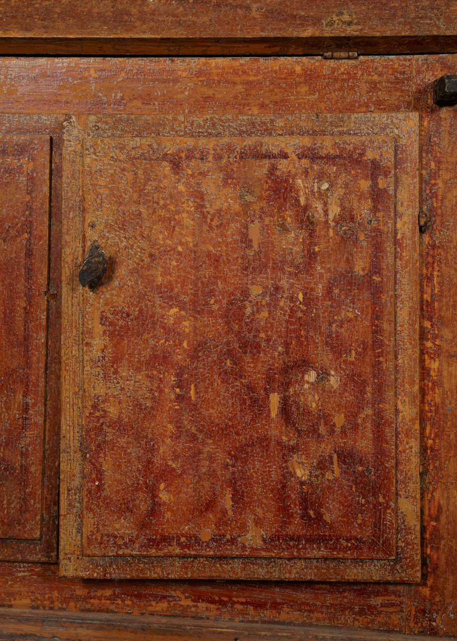 18th C. Regional Swedish Tall Cupboard With Side Clock In Good Condition In Paris, FR